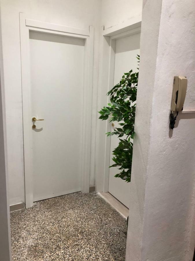 Station & Airport Hotell Pisa Eksteriør bilde